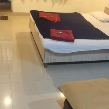 Hotel Hilltone Veg Non Veg Matheran Zewnętrze zdjęcie