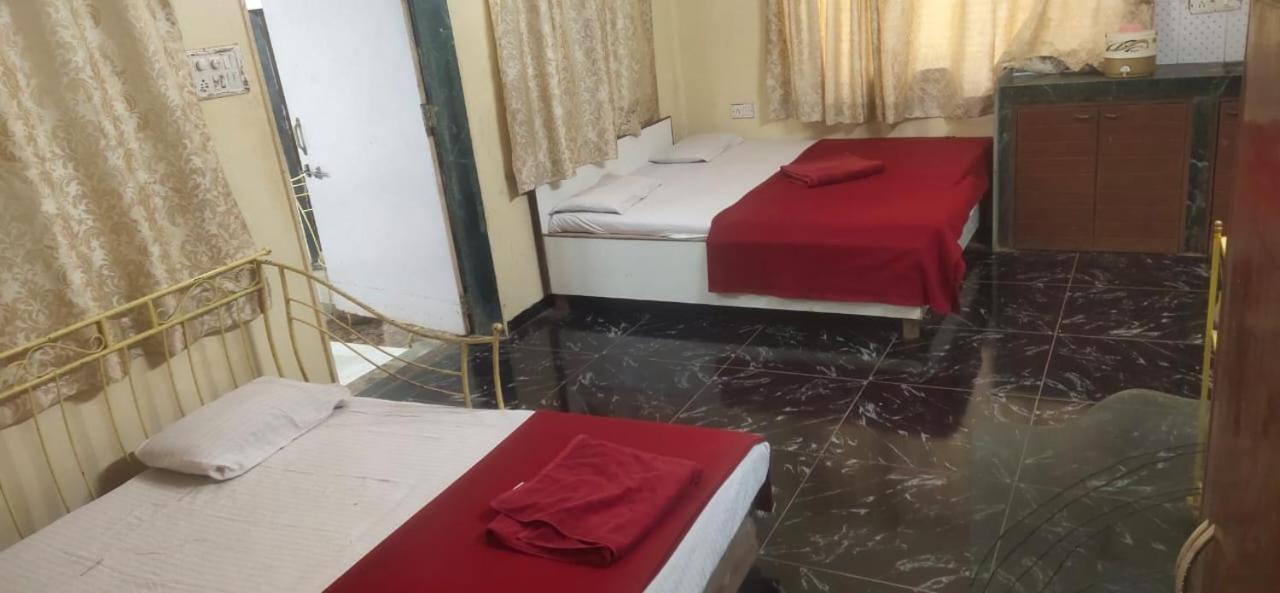 Hotel Hilltone Veg Non Veg Matheran Zewnętrze zdjęcie