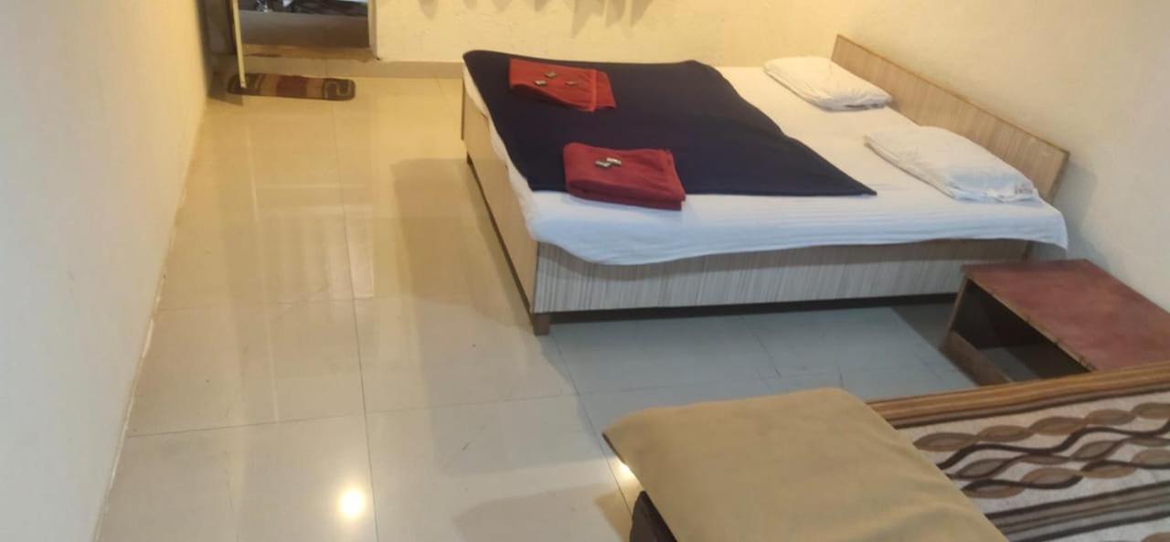 Hotel Hilltone Veg Non Veg Matheran Zewnętrze zdjęcie