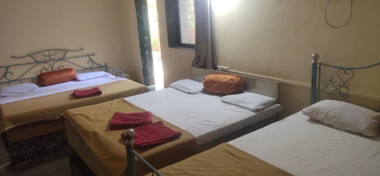 Hotel Hilltone Veg Non Veg Matheran Zewnętrze zdjęcie